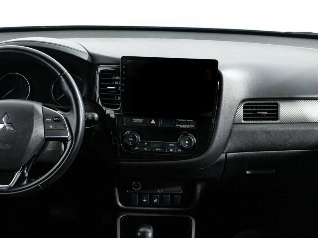 Mitsubishi Outlander, 2017 Фото №14