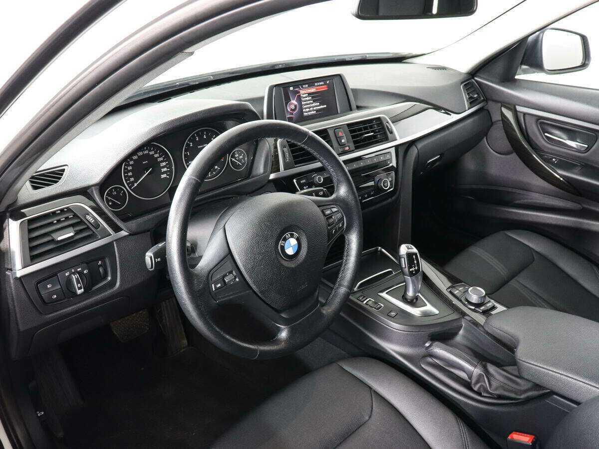 BMW 3 серии 318i, 2016 Фото №7