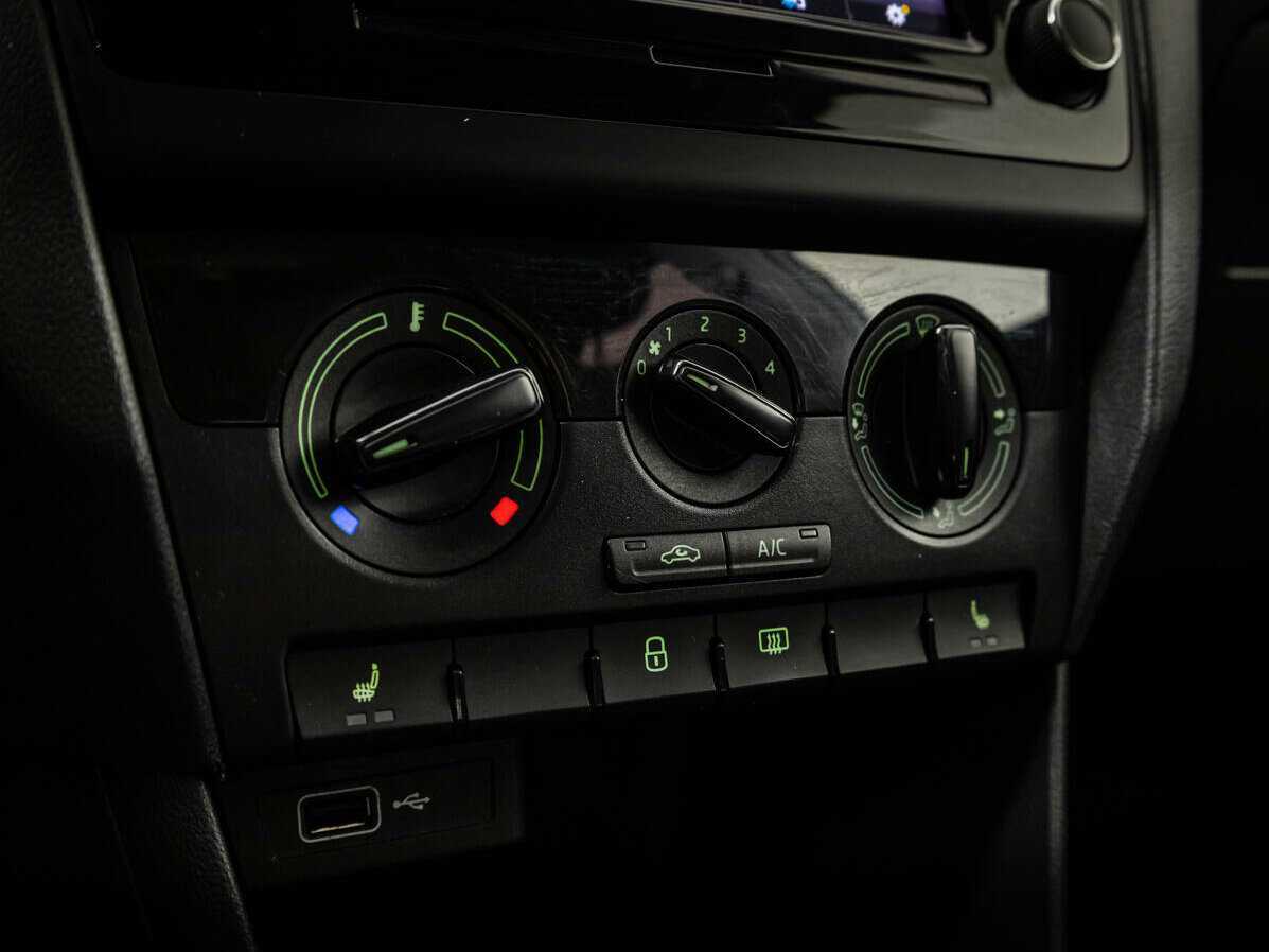 Skoda Rapid, 2018 Фото №15