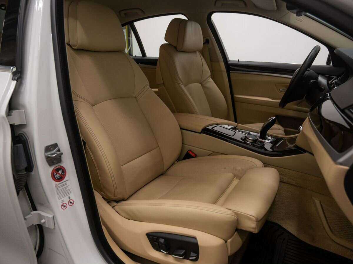 BMW 5 серии 530d xDrive, 2015 Фото №7