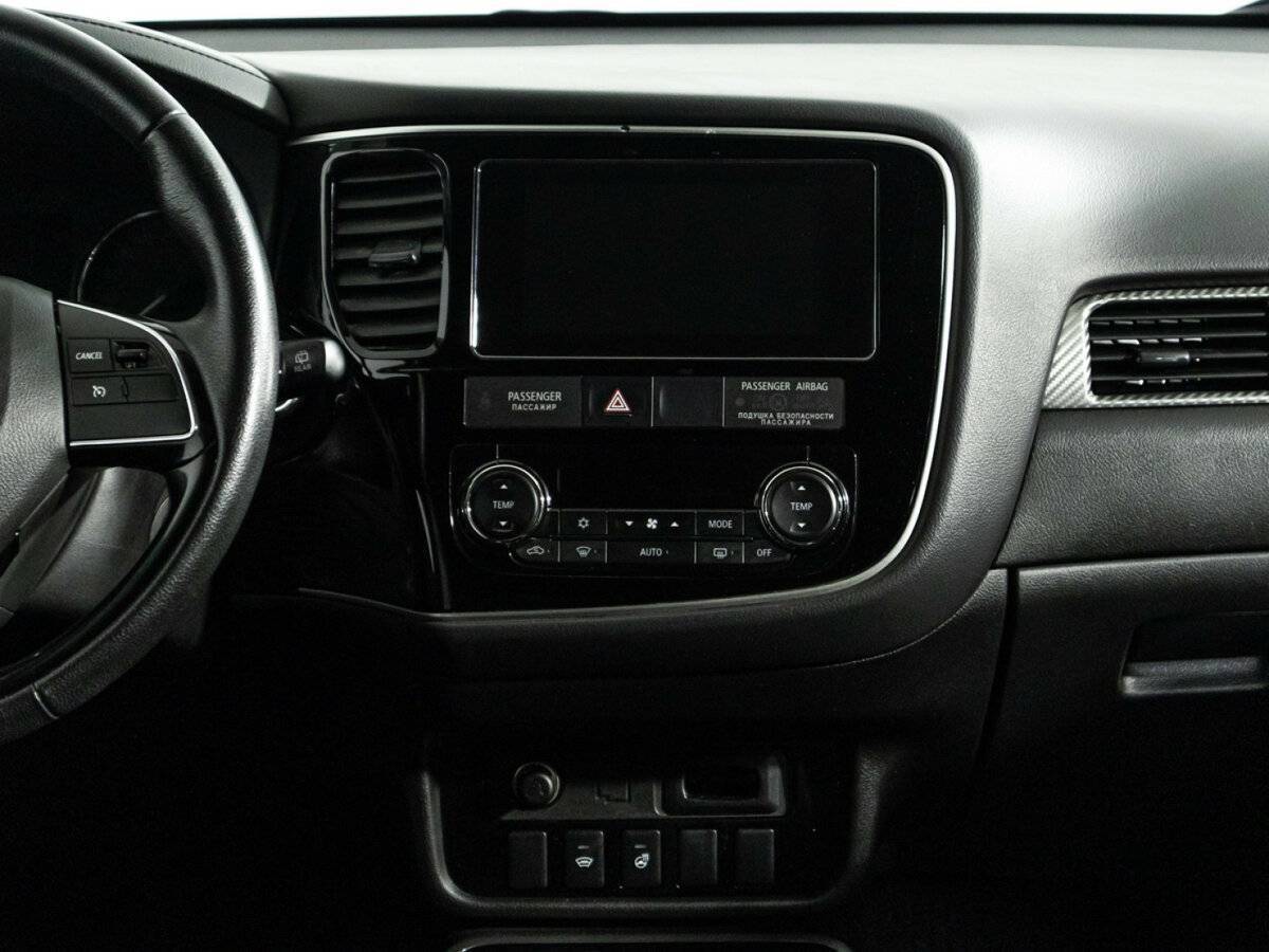 Mitsubishi Outlander, 2018 Фото №14