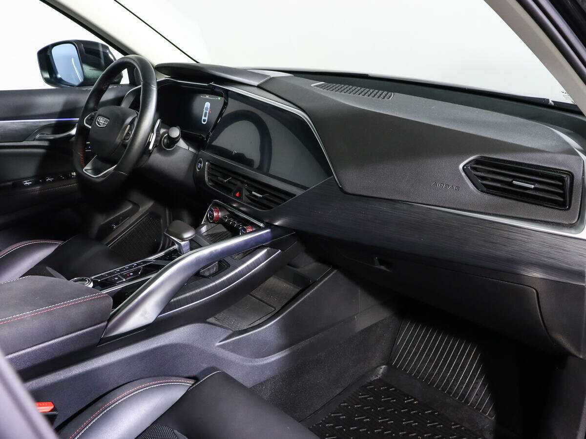 Geely Tugella, 2022 Фото №7