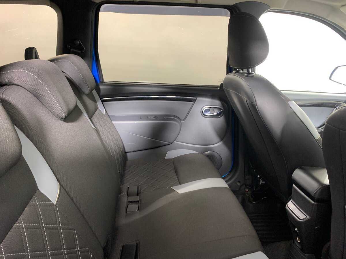 Lada (ВАЗ) Largus Cross, 2021 Фото №18