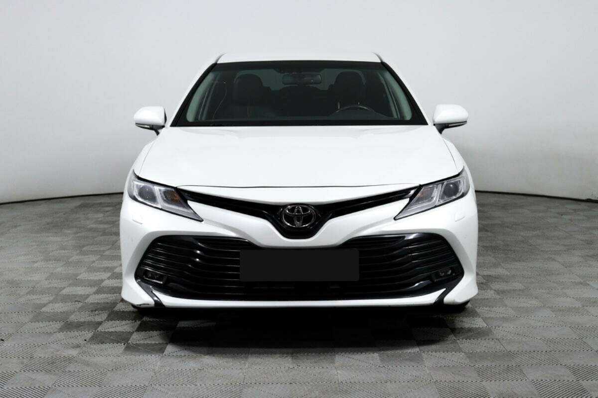 Toyota Camry, 2019 Фото №2