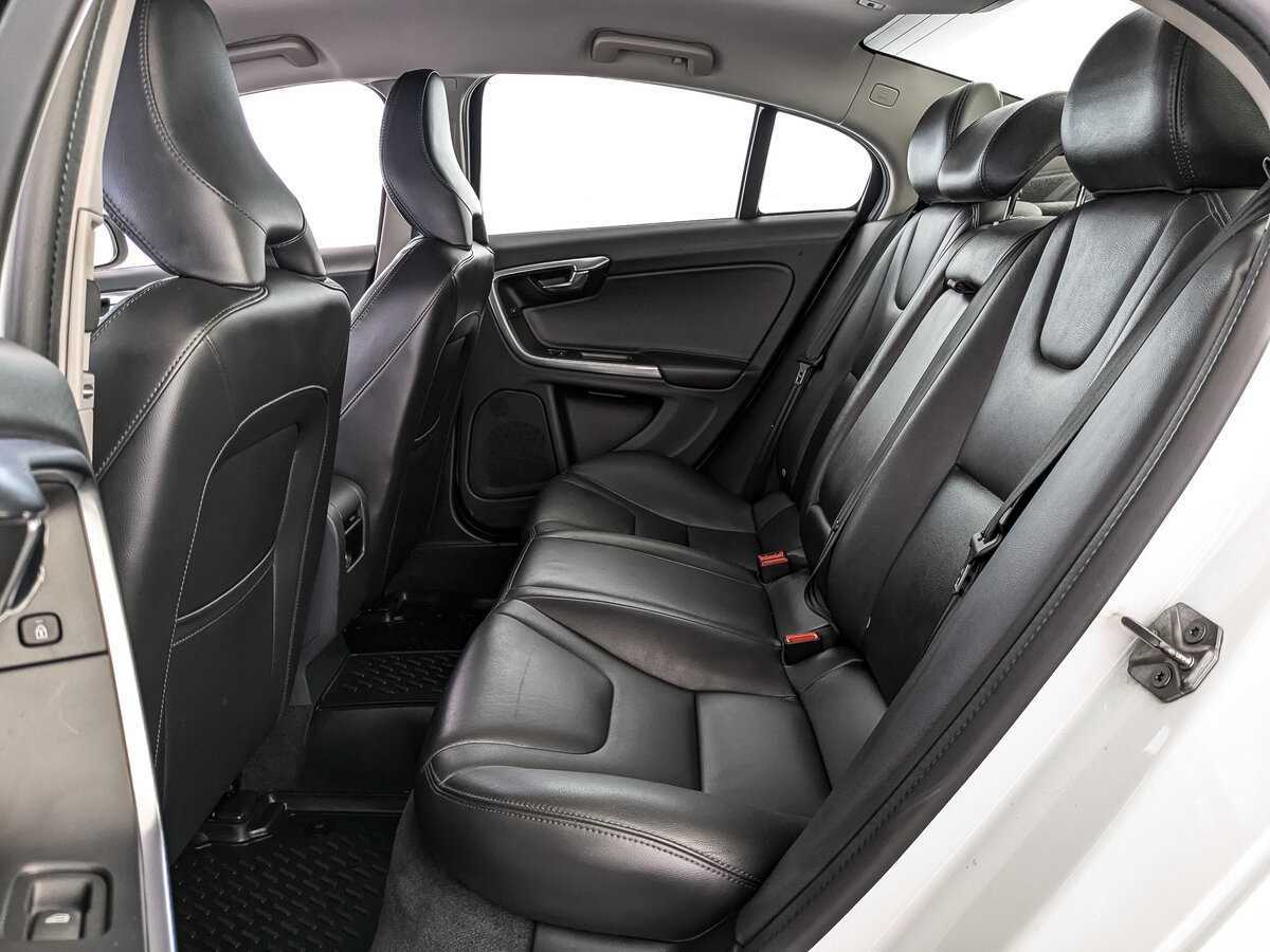 Volvo S60, 2016 Фото №14