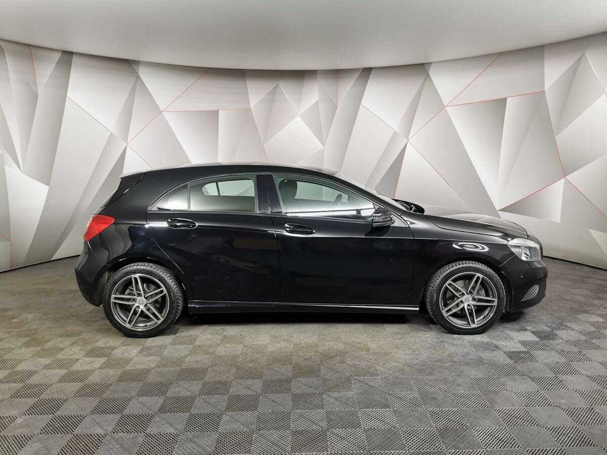 Mercedes-Benz A-Класс 180, 2014 Фото №6