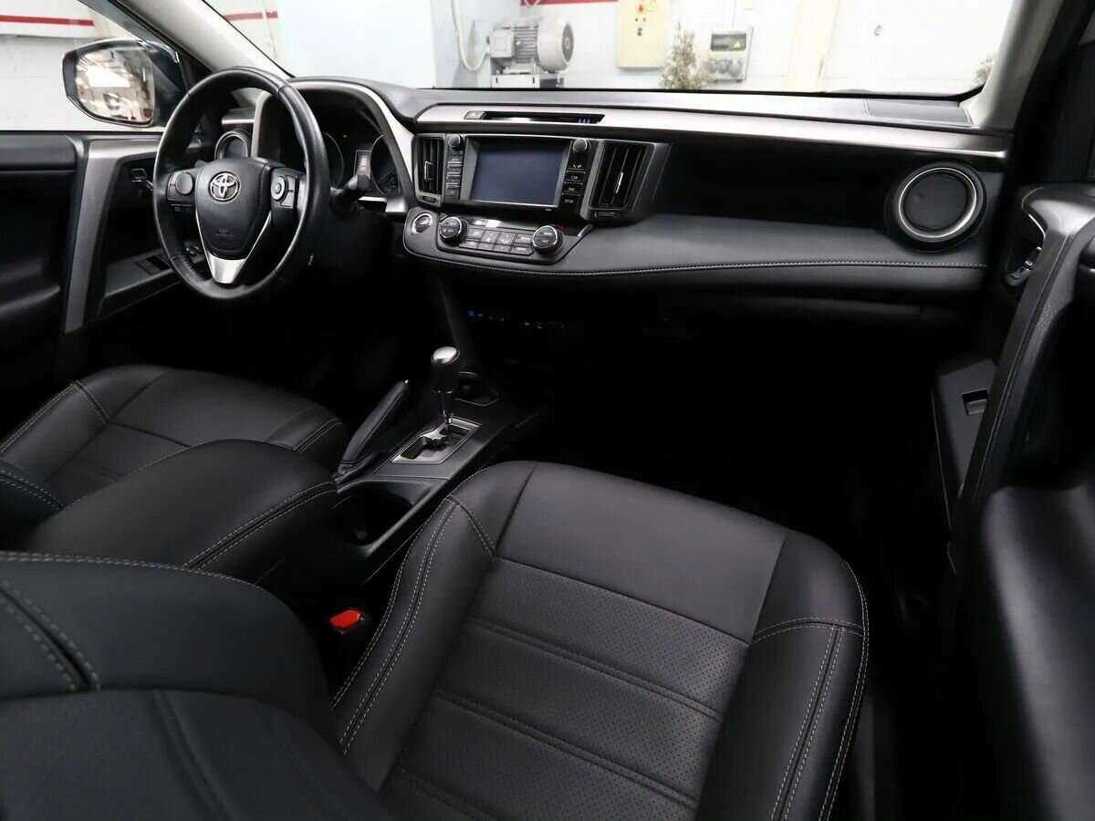 Toyota RAV4, 2019 Фото №8