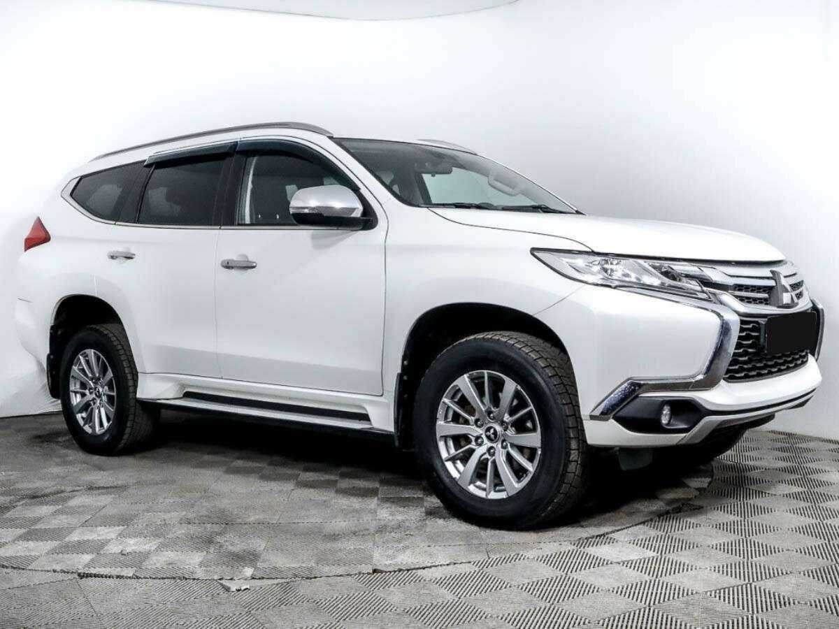 Mitsubishi Pajero Sport, 2017 Фото №3