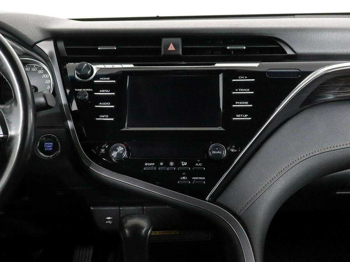 Toyota Camry, 2019 Фото №11