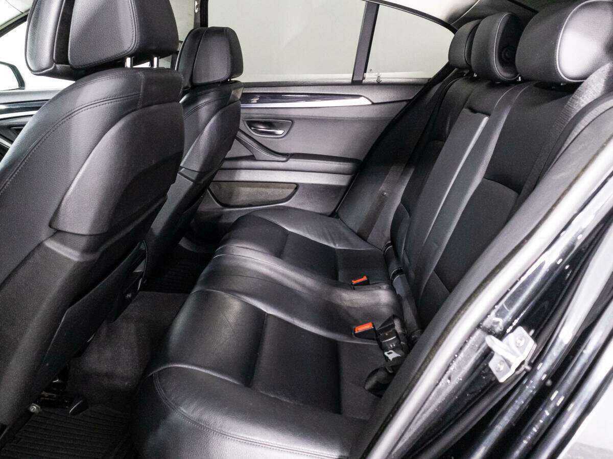 BMW 5 серии 530d xDrive, 2014 Фото №10