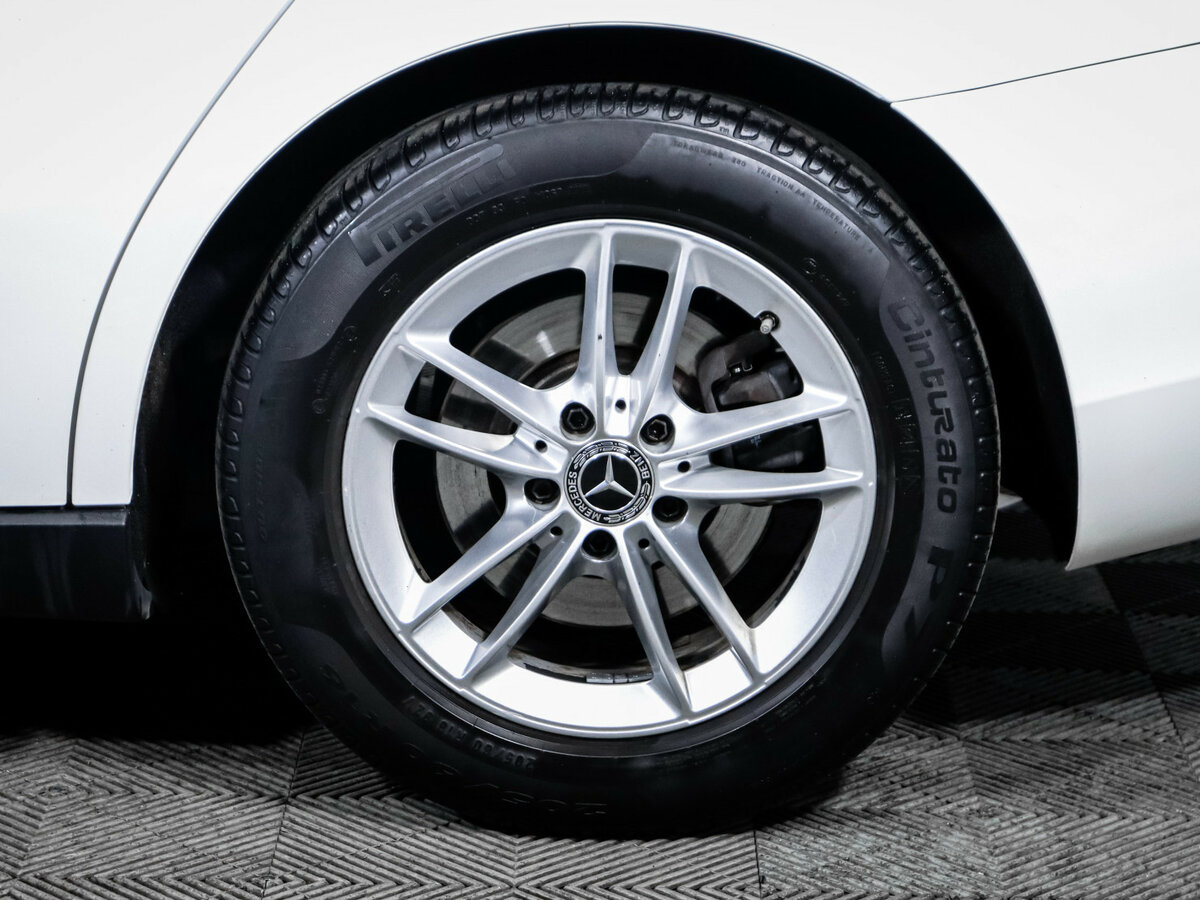 Mercedes-Benz A-Класс 200 IV (W177), 2019 Фото №12