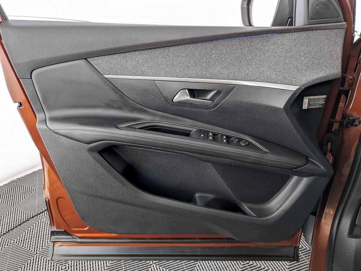 Peugeot 3008, 2017 Фото №15