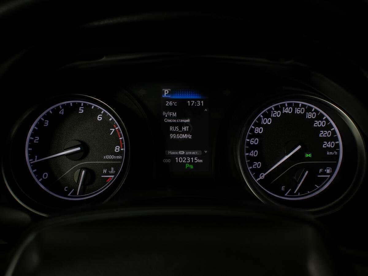 Toyota Camry, 2020 Фото №10