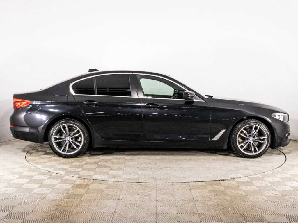 BMW 5 серии 520i, 2018 Фото №4