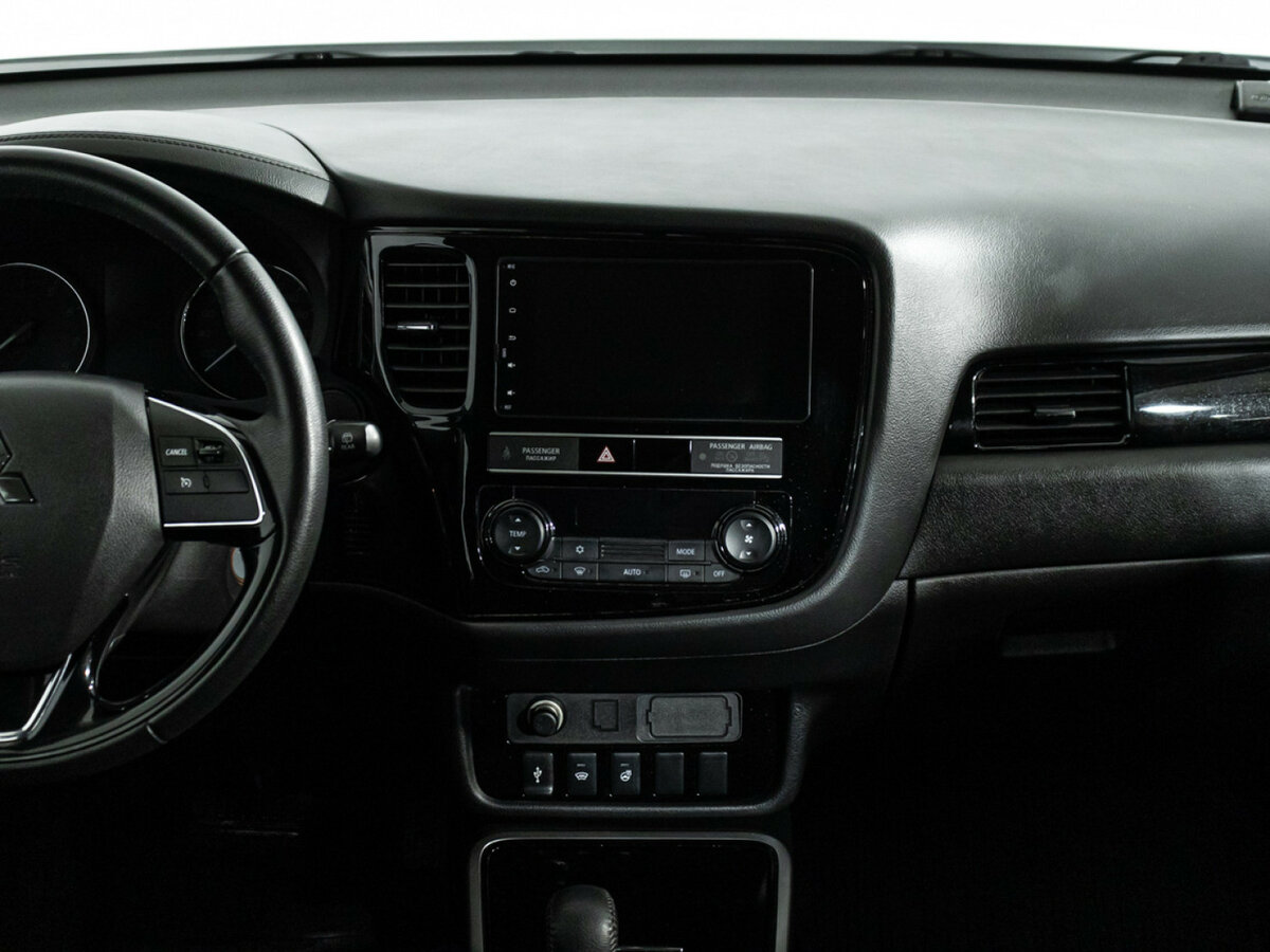 Mitsubishi Outlander III Рестайлинг 3, 2019 Фото №12