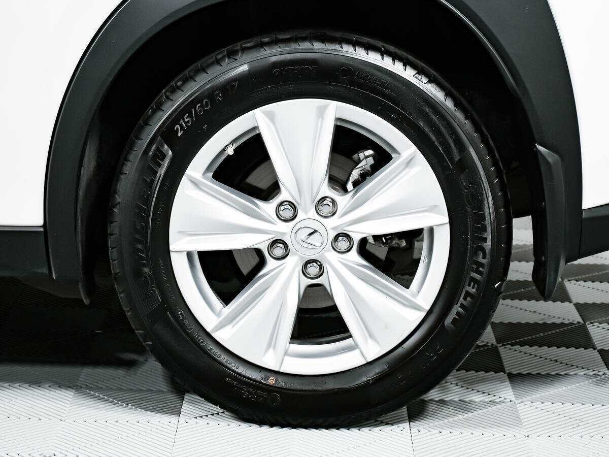 Lexus UX 200, 2021 Фото №14