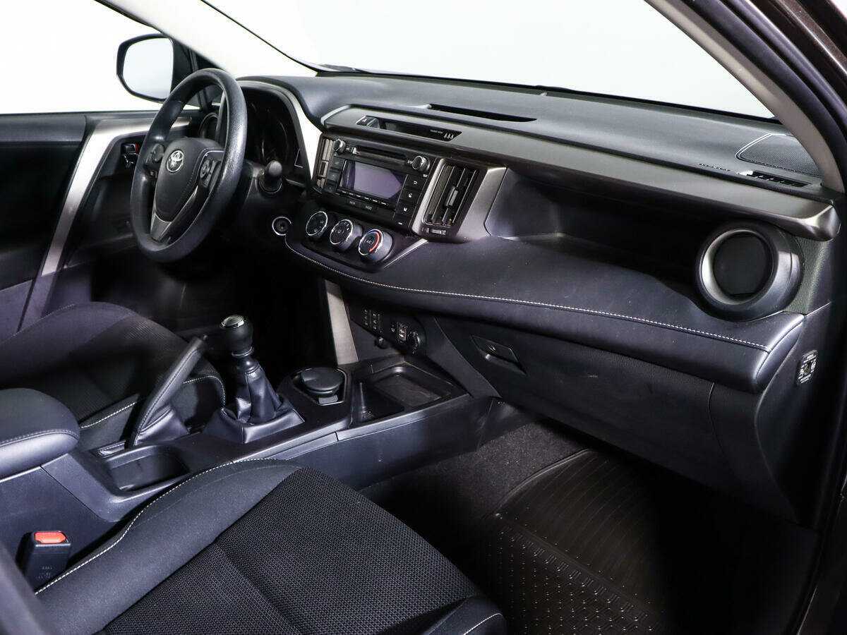 Toyota RAV4, 2018 Фото №10