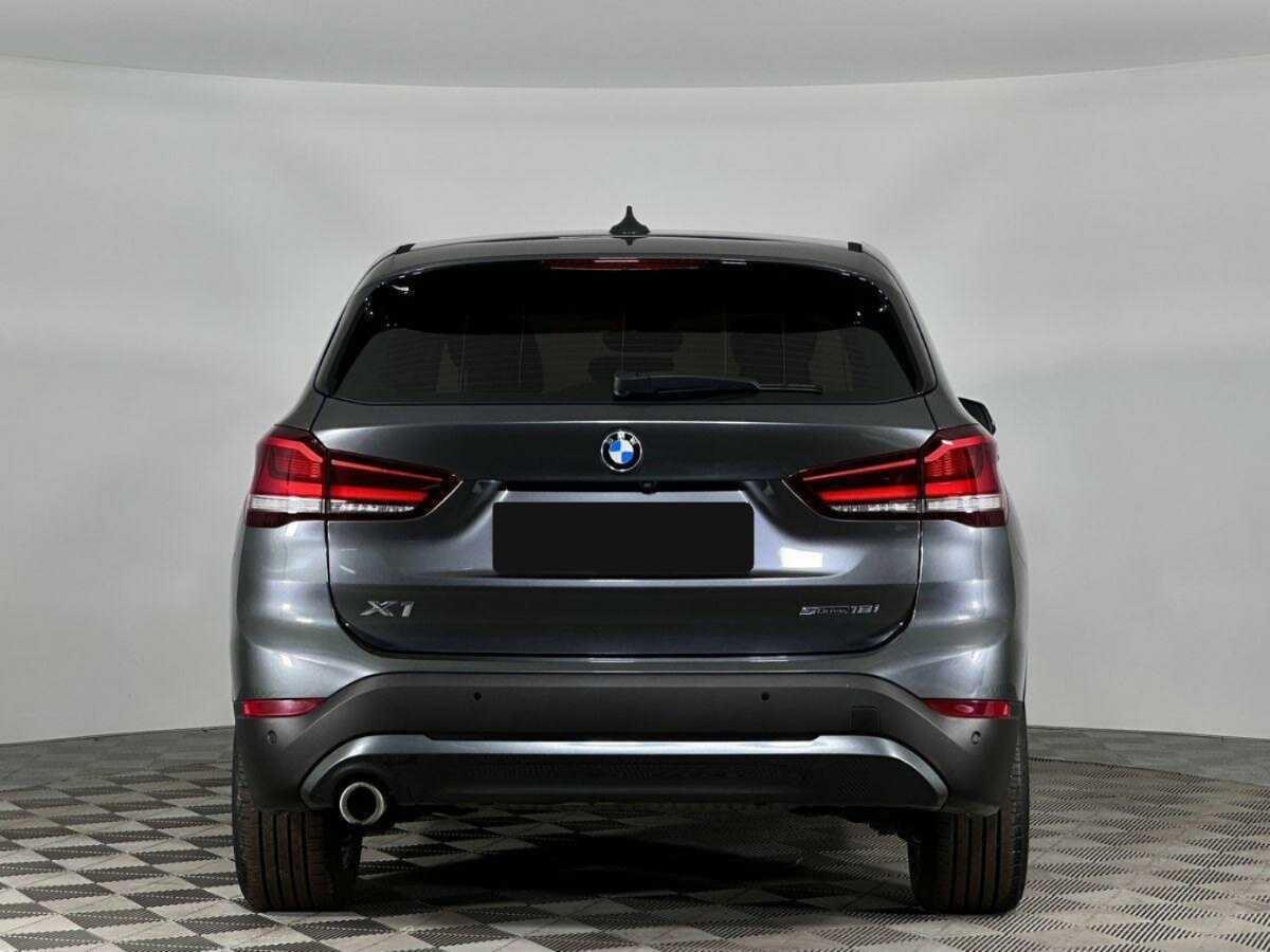 BMW X1 18i sDrive, 2020 Фото №4