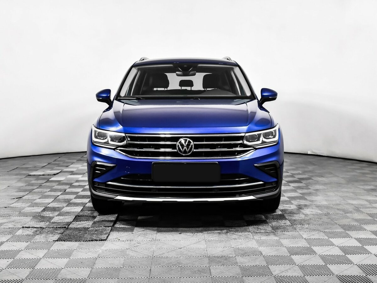 Volkswagen Tiguan II Рестайлинг, 2020 Фото №2