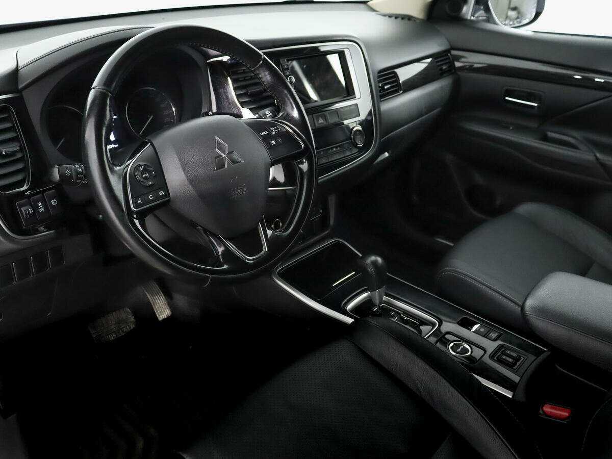 Mitsubishi Outlander, 2017 Фото №10