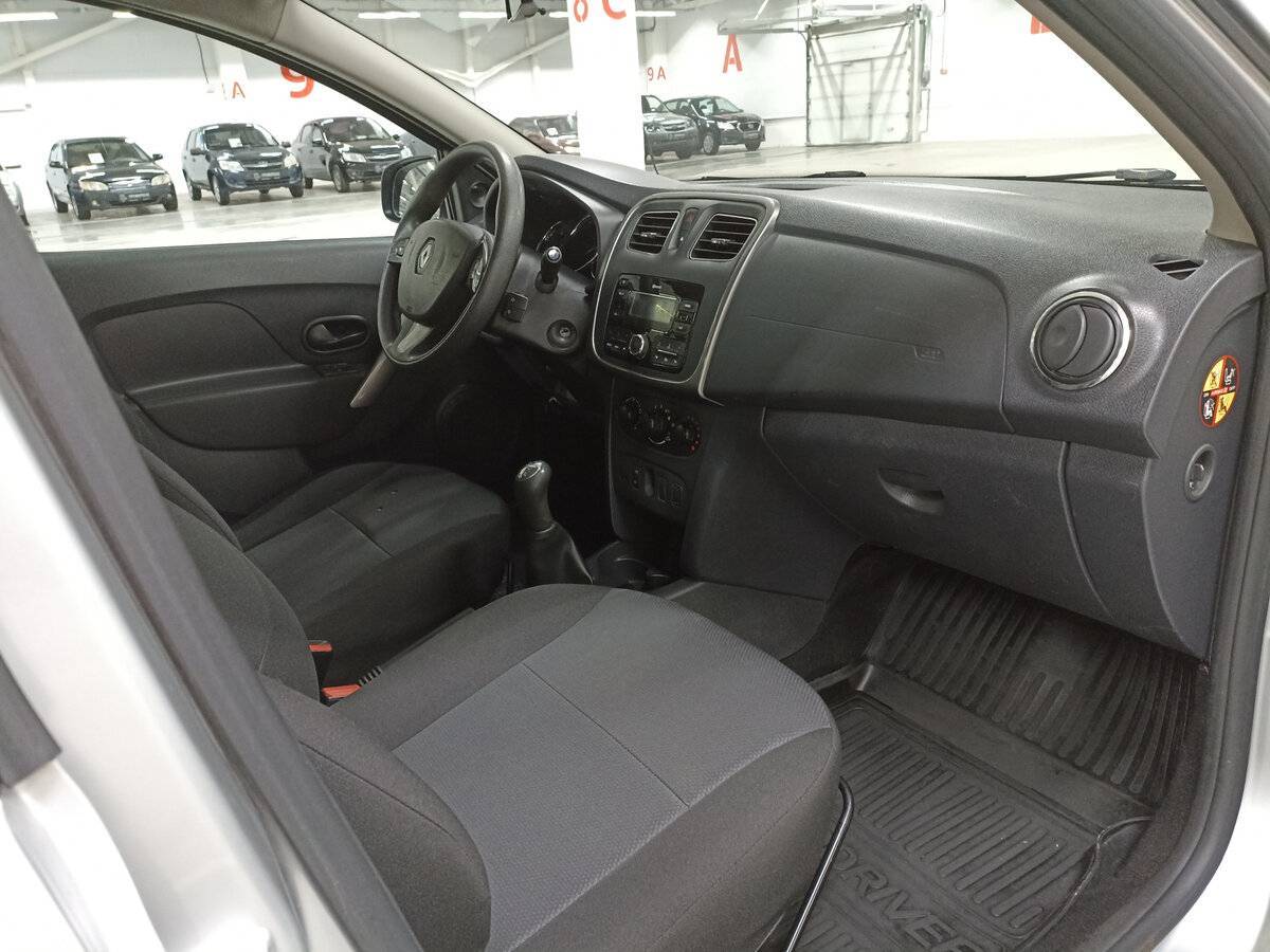 Renault Sandero, 2017 Фото №11