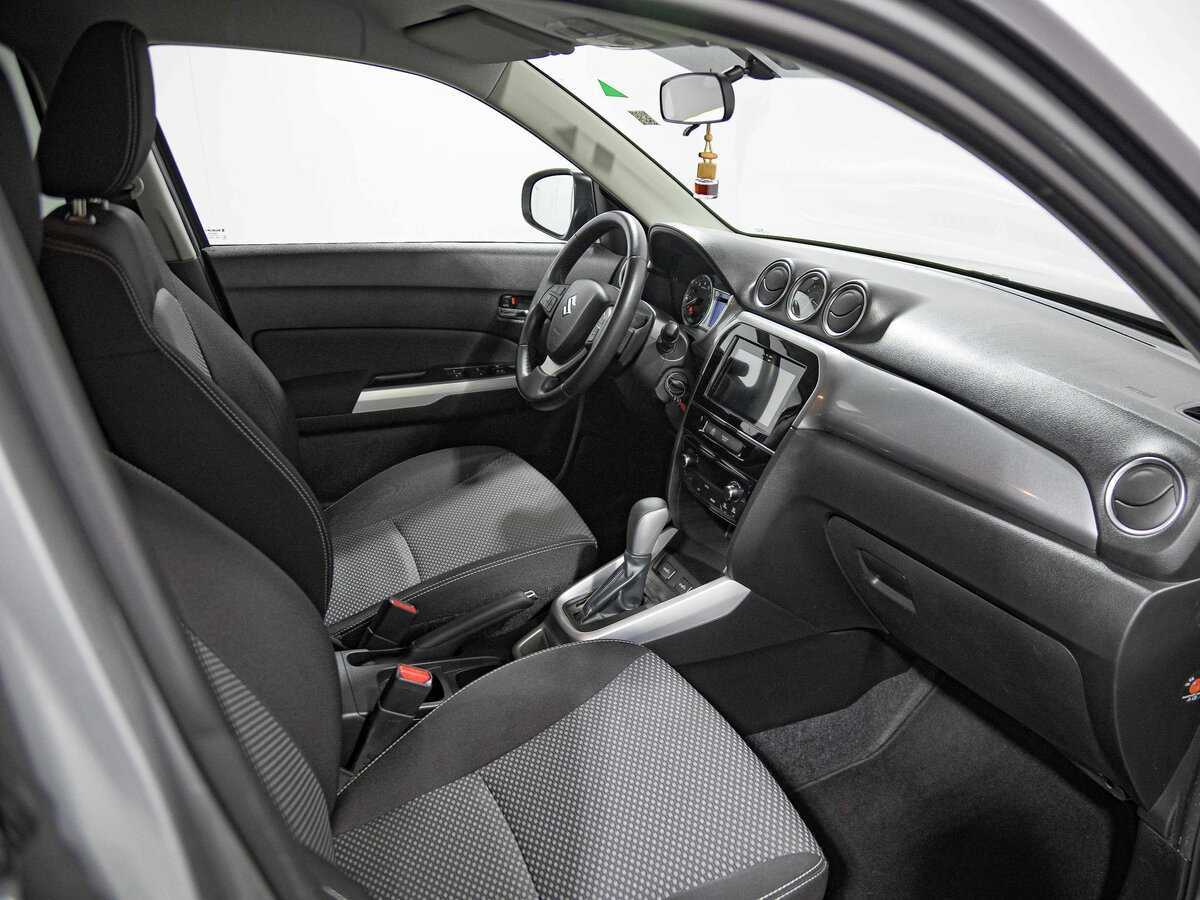 Suzuki Vitara, 2017 Фото №14