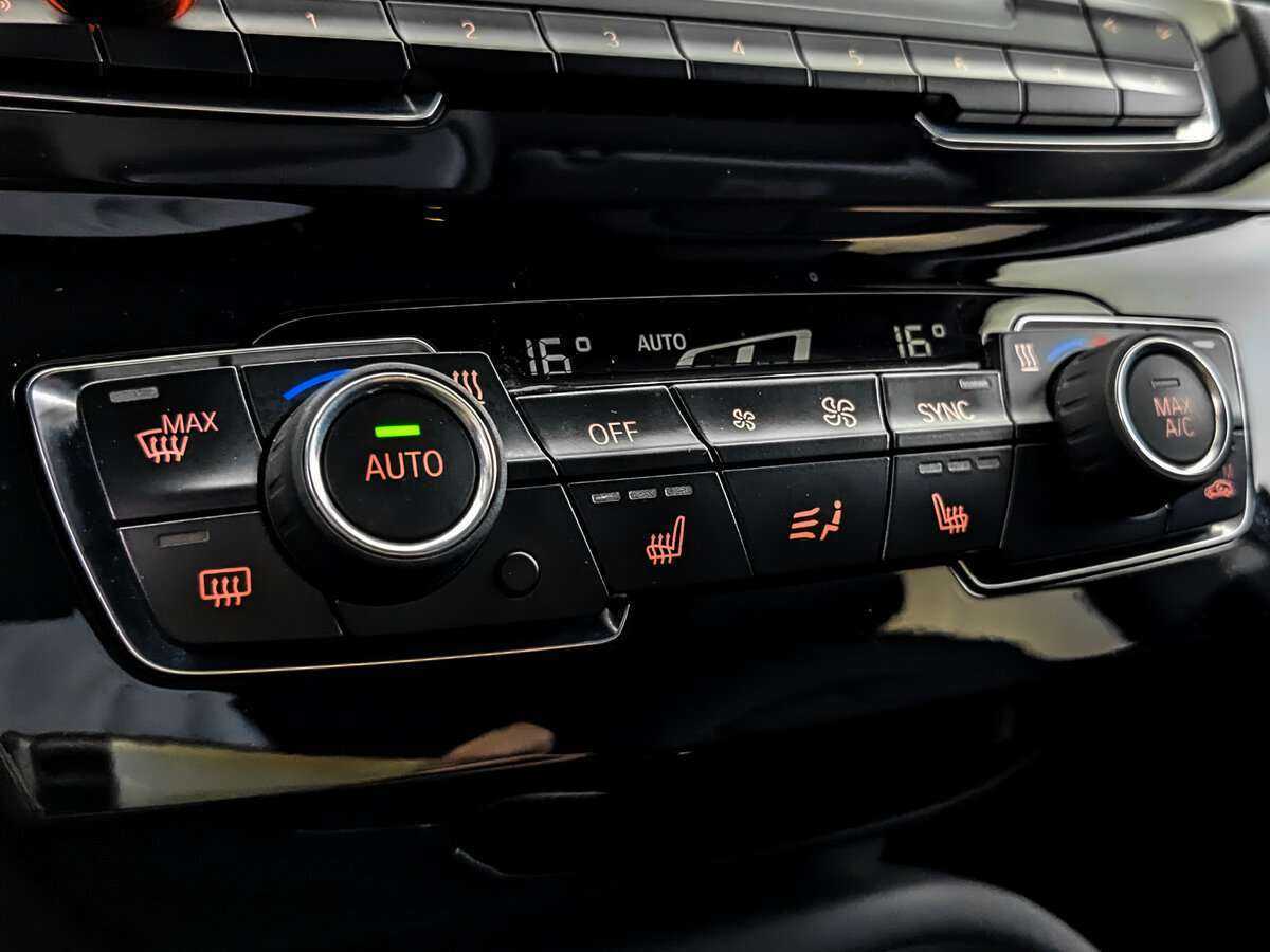 BMW X1 18d xDrive, 2018 Фото №17