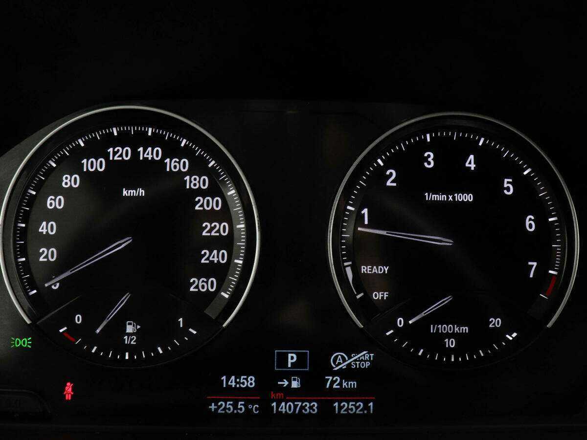 BMW X1 20i xDrive, 2018 Фото №9