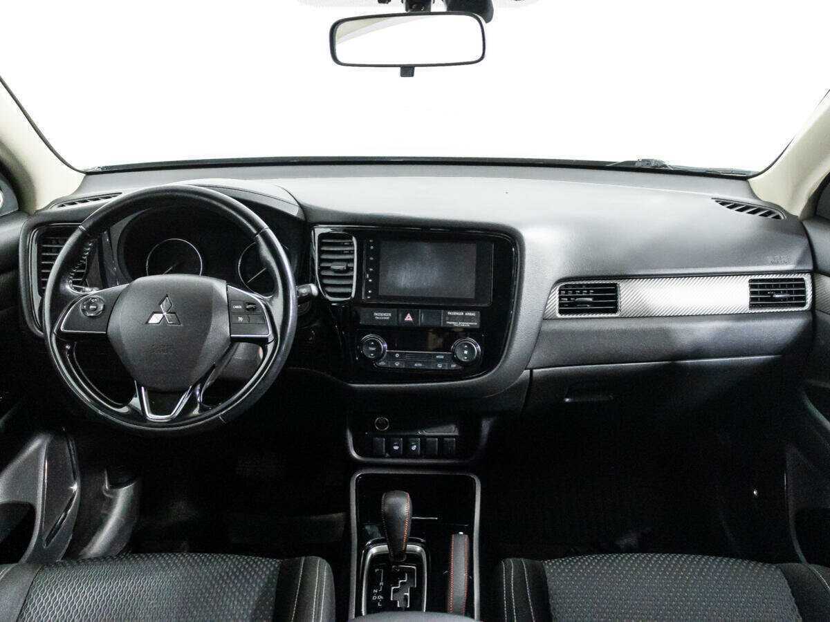 Mitsubishi Outlander, 2017 Фото №13