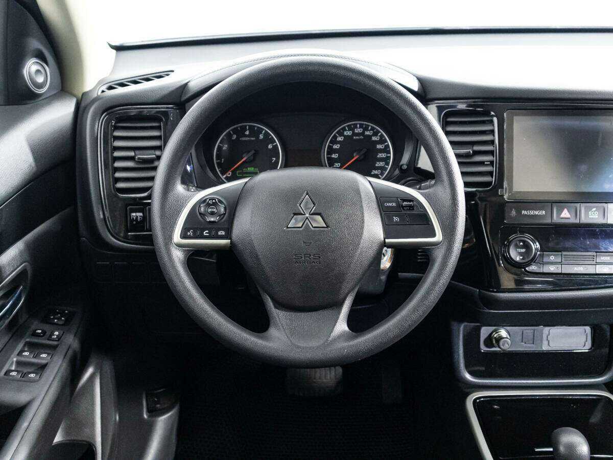 Mitsubishi Outlander, 2022 Фото №17