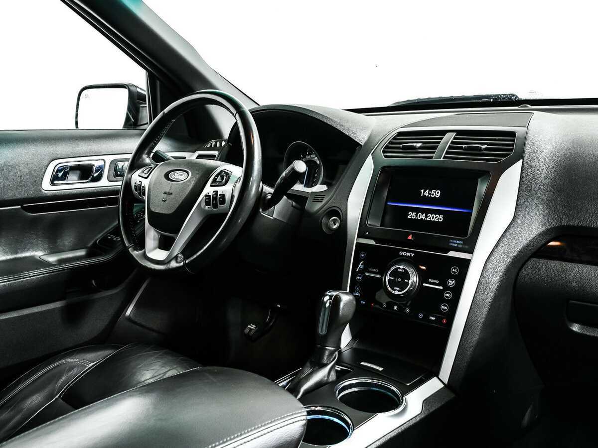Ford Explorer, 2014 Фото №9