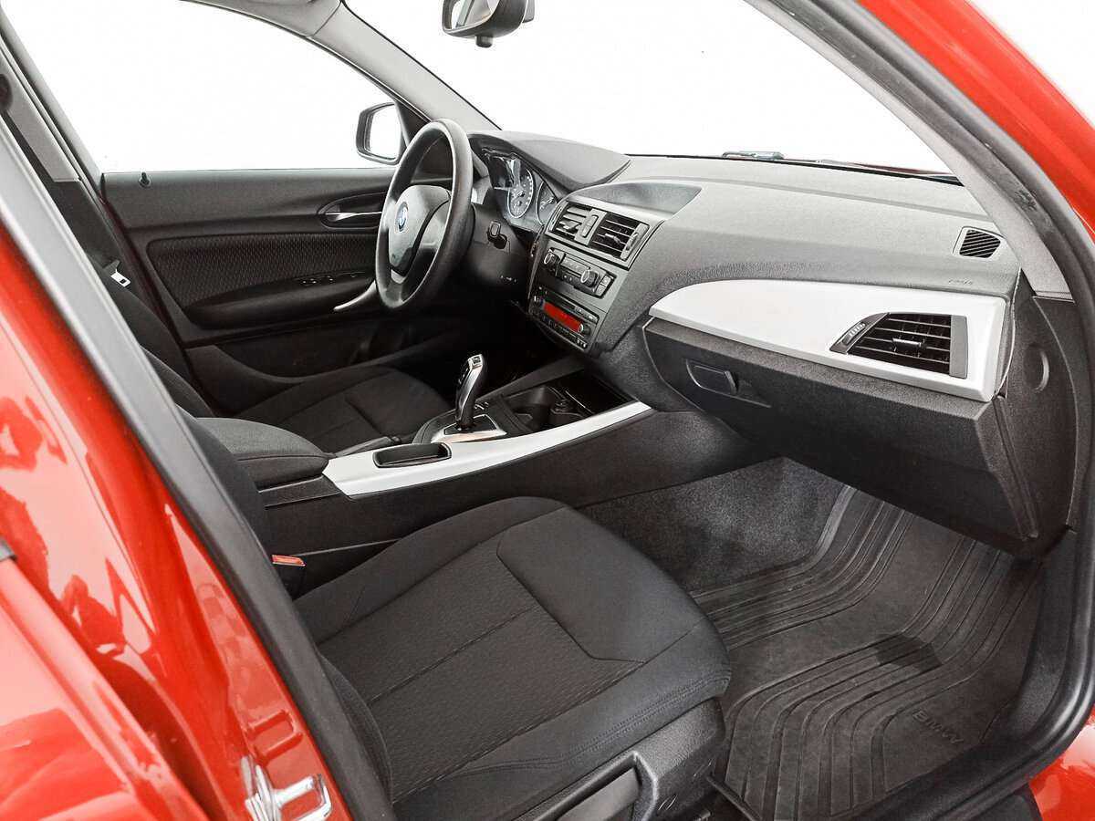 BMW 1 серии 116i, 2012 Фото №7