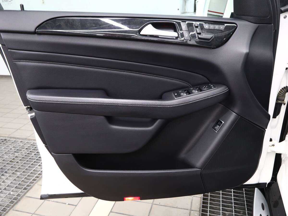 Mercedes-Benz M-Класс 350 CDI, 2015 Фото №6