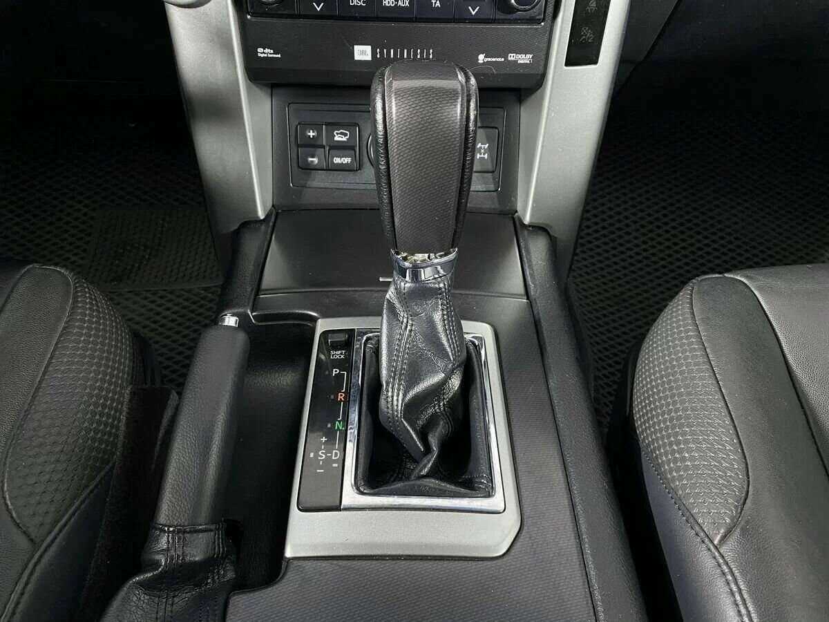 Toyota Land Cruiser Prado, 2013 Фото №12