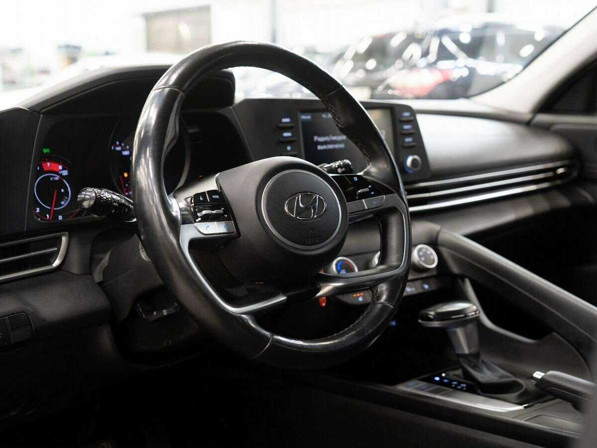 Hyundai Elantra, 2021 Фото №5