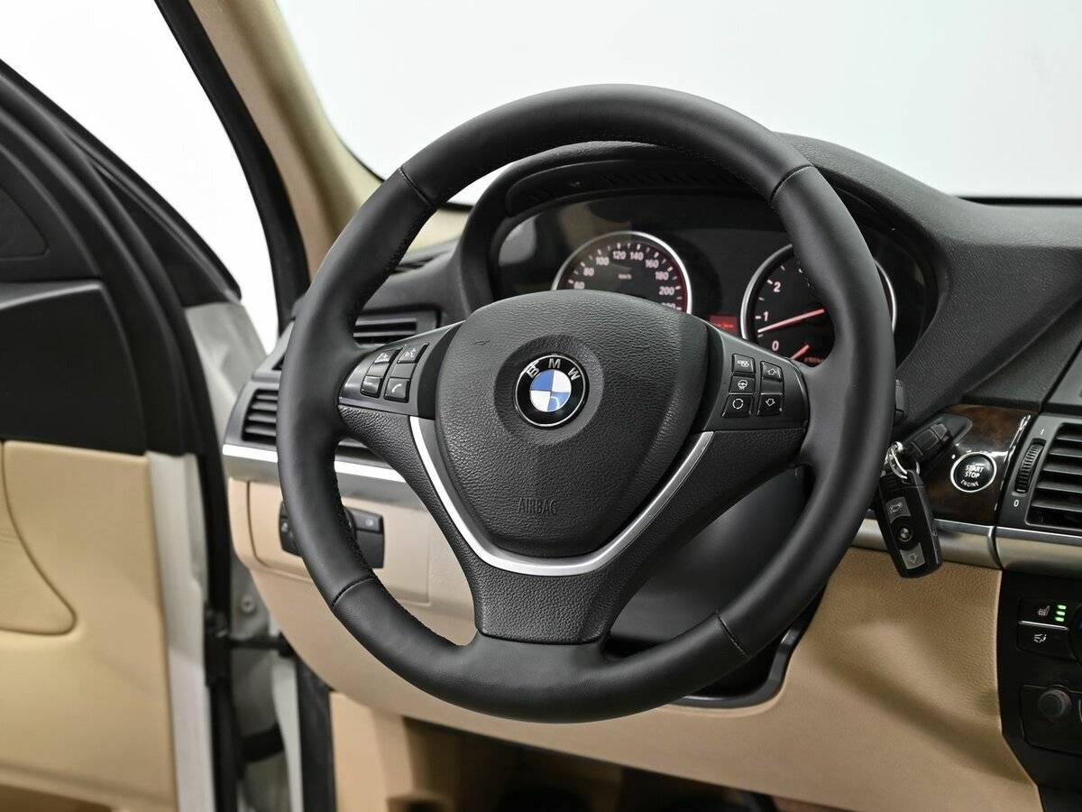 BMW X5 35i, 2012 Фото №10