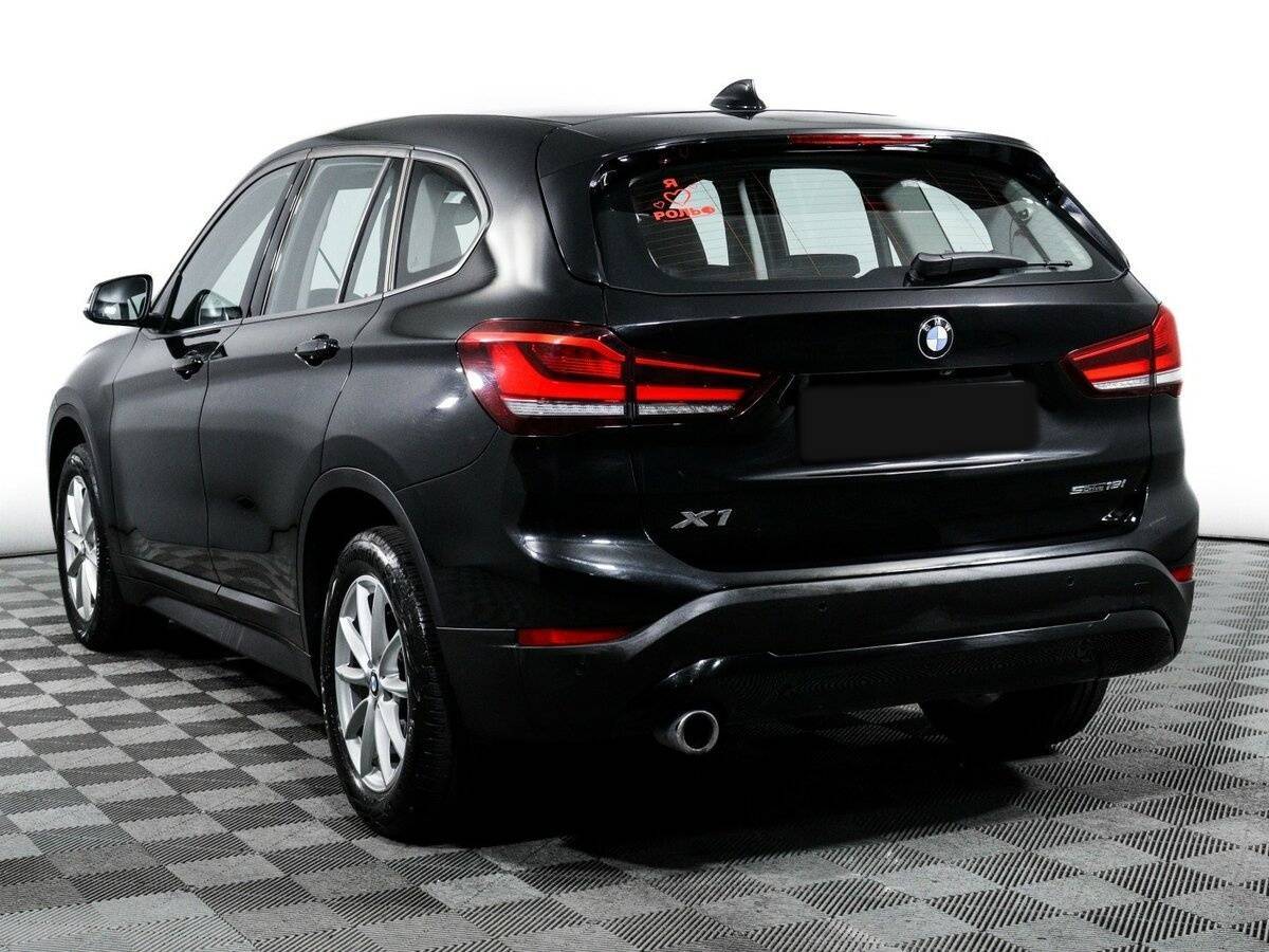 BMW X1 18i sDrive, 2021 Фото №7