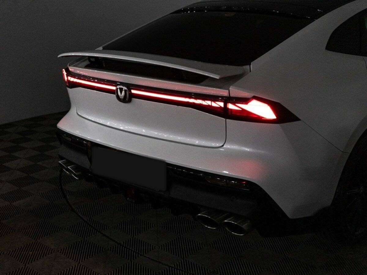 Changan UNI-V, 2023 Фото №25