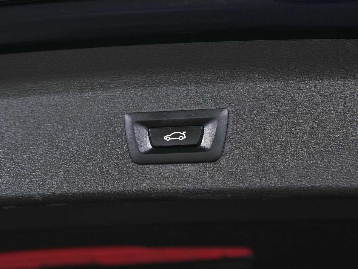 BMW X1 18d xDrive, 2019 Фото №20