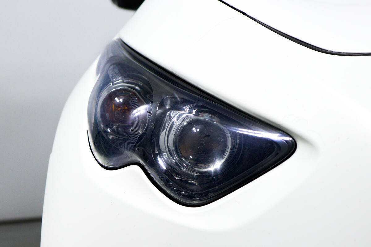 Infiniti FX30d, 2012 Фото №15