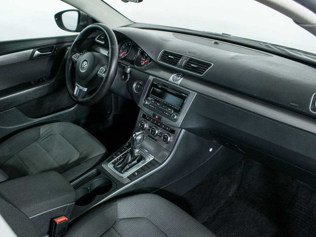 Volkswagen Passat, 2012 Фото №9