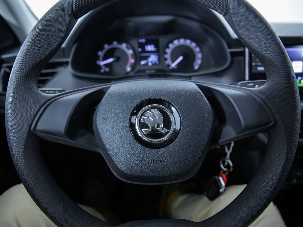 Skoda Rapid, 2021 Фото №12