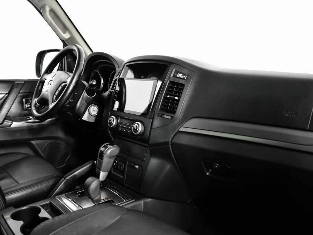 Mitsubishi Pajero, 2014 Фото №9