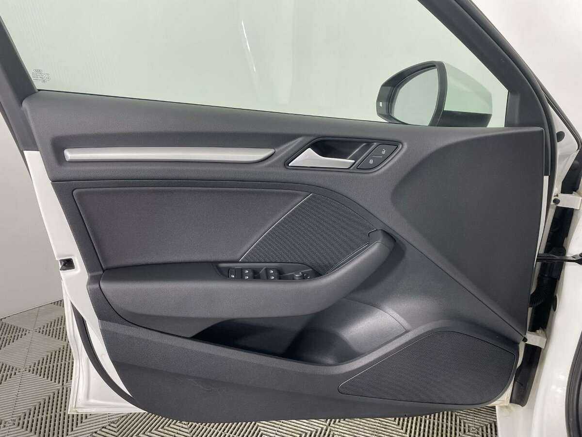 Audi A3, 2018 Фото №8