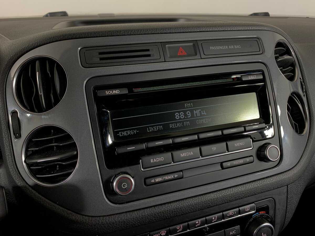 Volkswagen Tiguan, 2014 Фото №16