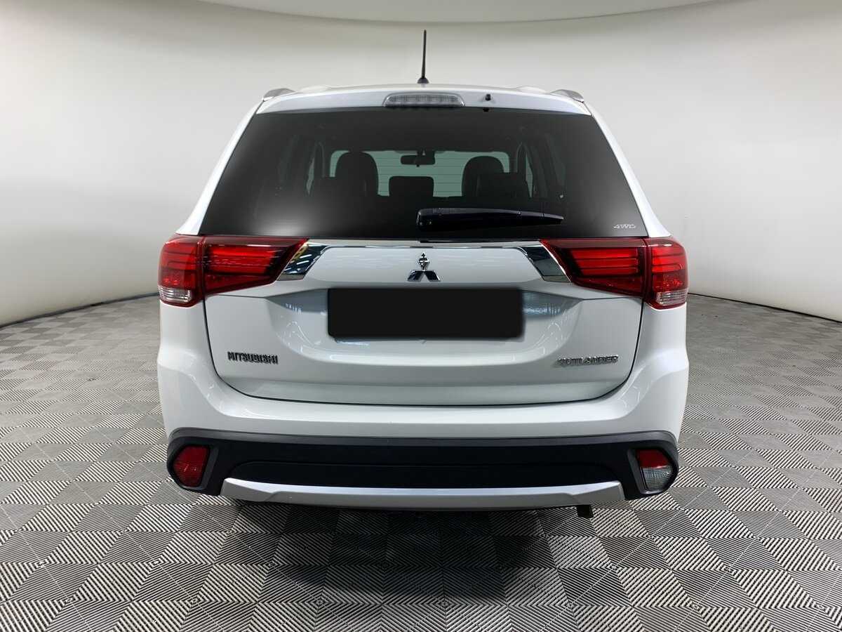 Mitsubishi Outlander, 2016 Фото №6