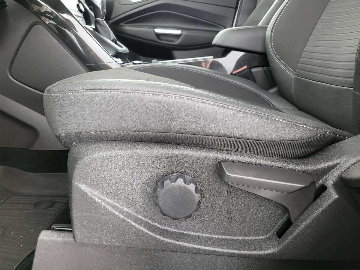 Ford Kuga, 2018 Фото №10