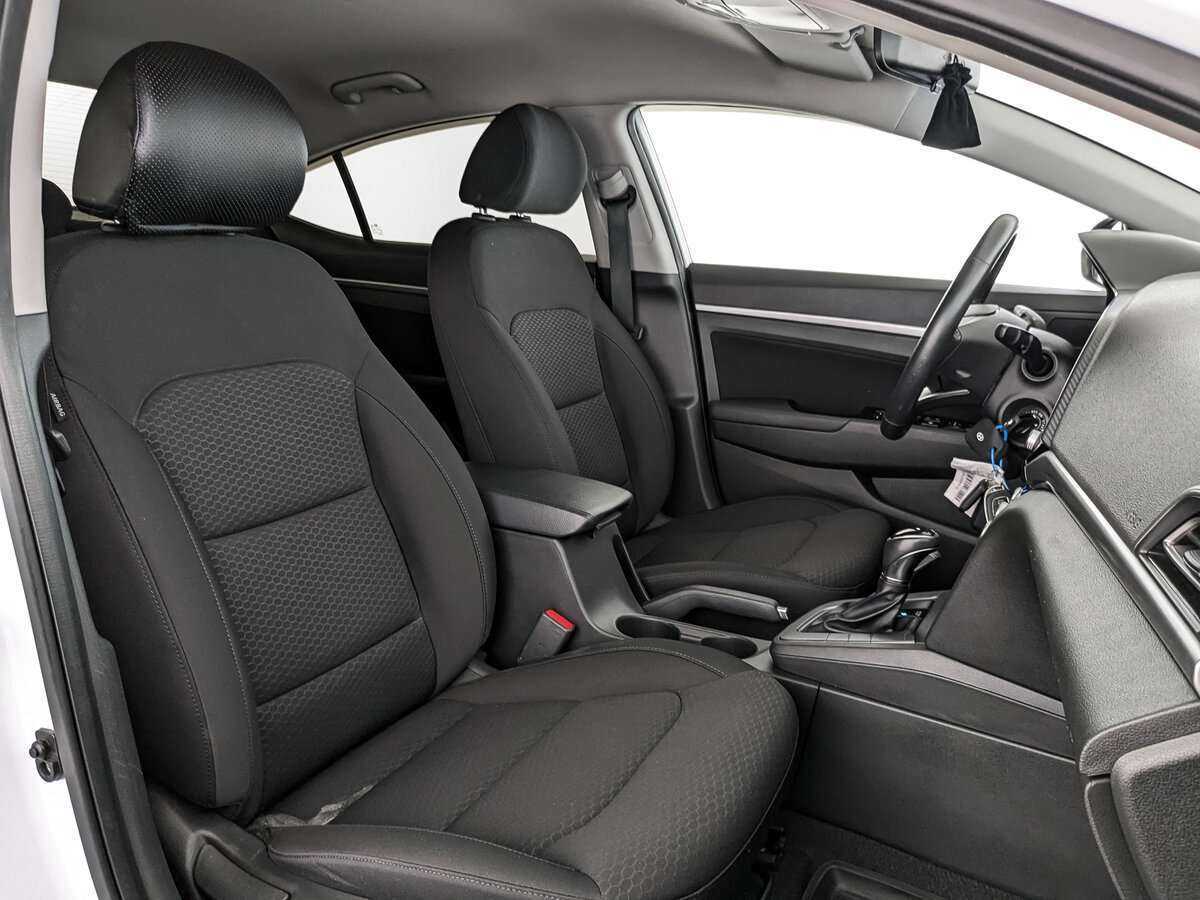 Hyundai Elantra, 2020 Фото №20