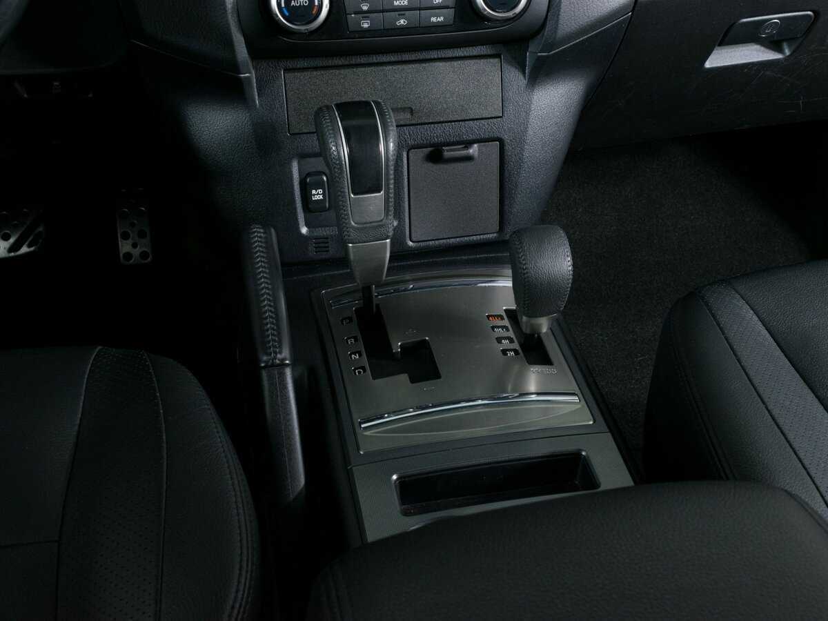 Mitsubishi Pajero, 2012 Фото №13