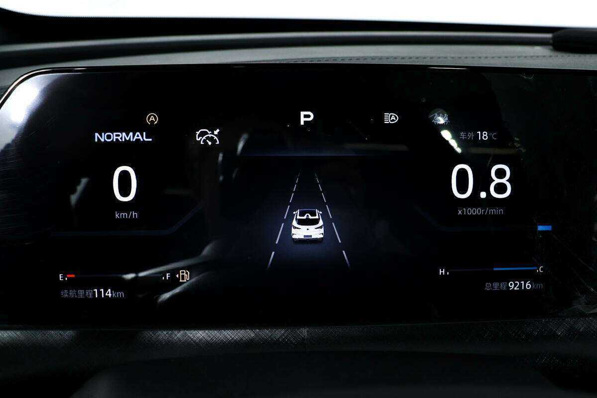 Changan UNI-T, 2022 Фото №10